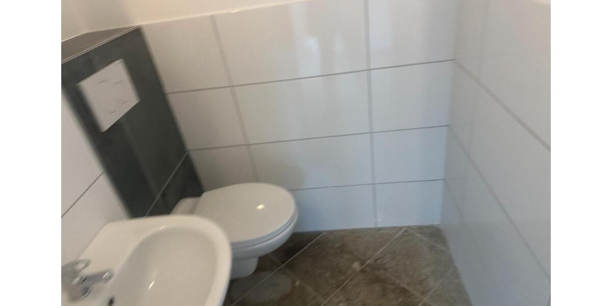 Etagenwohnung Wülfrath - 2 Zimmer, 65 m&sup2;, 680&euro; | Angebot:26008471