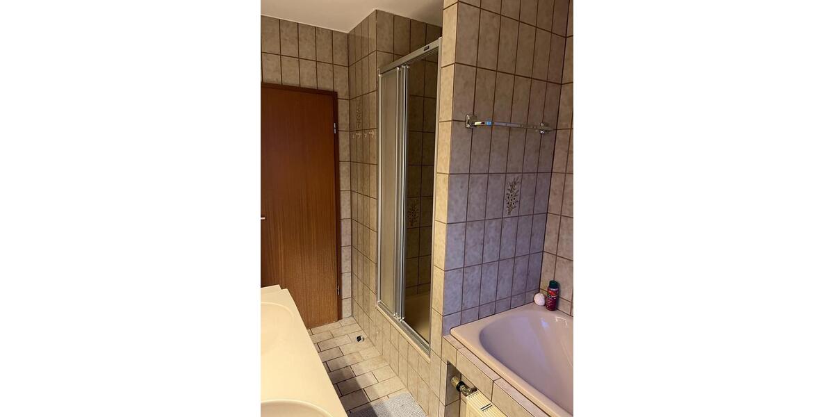 Etagenwohnung Kaarst - 3 Zimmer, 82 m&sup2;, 1.280&euro; | Angebot:26676667