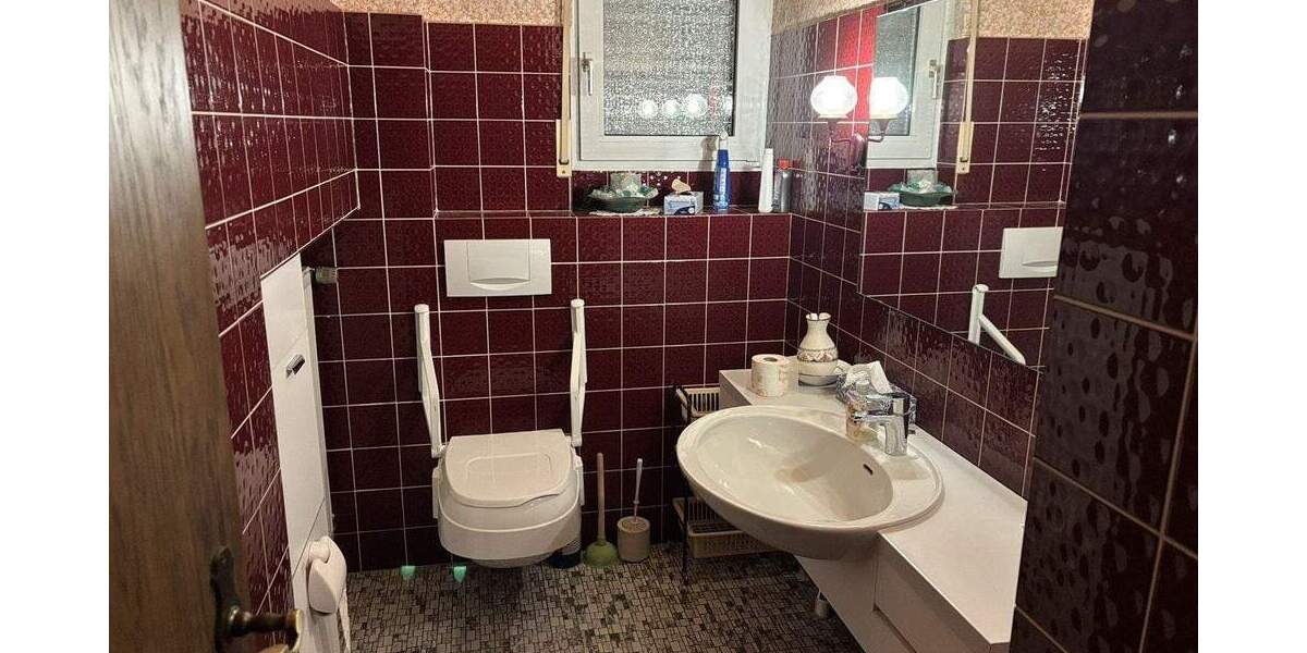 Einfamilienhaus Krefeld Gartenstadt - 4 Zimmer, 127 m&sup2;, 365.000&euro; | Angebot:25693379