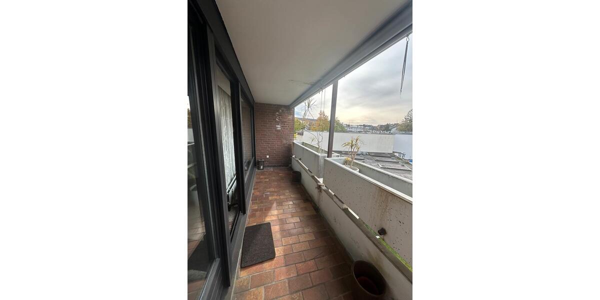 Etagenwohnung Düsseldorf Düsseltal - 2 Zimmer, 68 m&sup2;, 1.355&euro; | Angebot:25551511