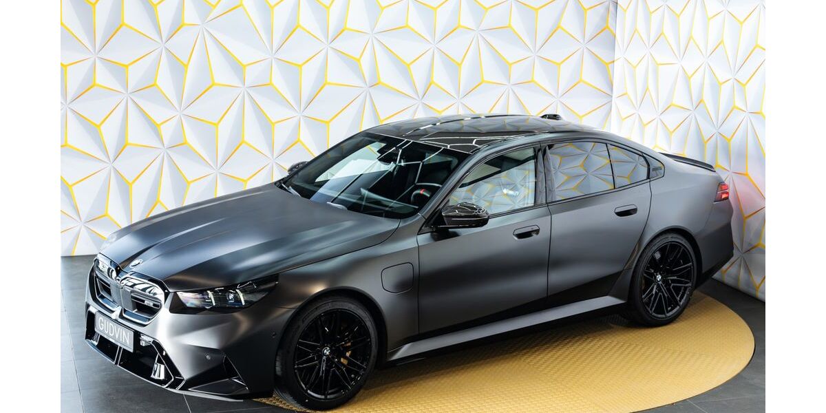 BMW M5 10.000 km 136.850 &euro; Viersen 41751