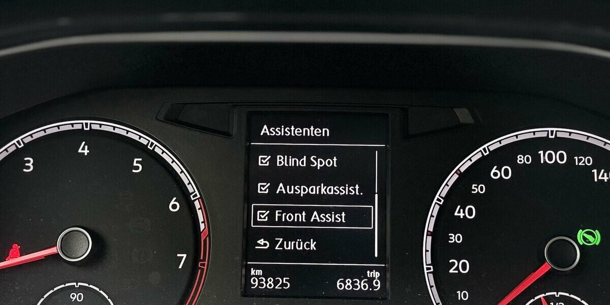 VW T-Roc R-line / Pano / 1. Hd / Kamera / AHK 93.000 km 22.890 &euro; Mönchengladbach 41066