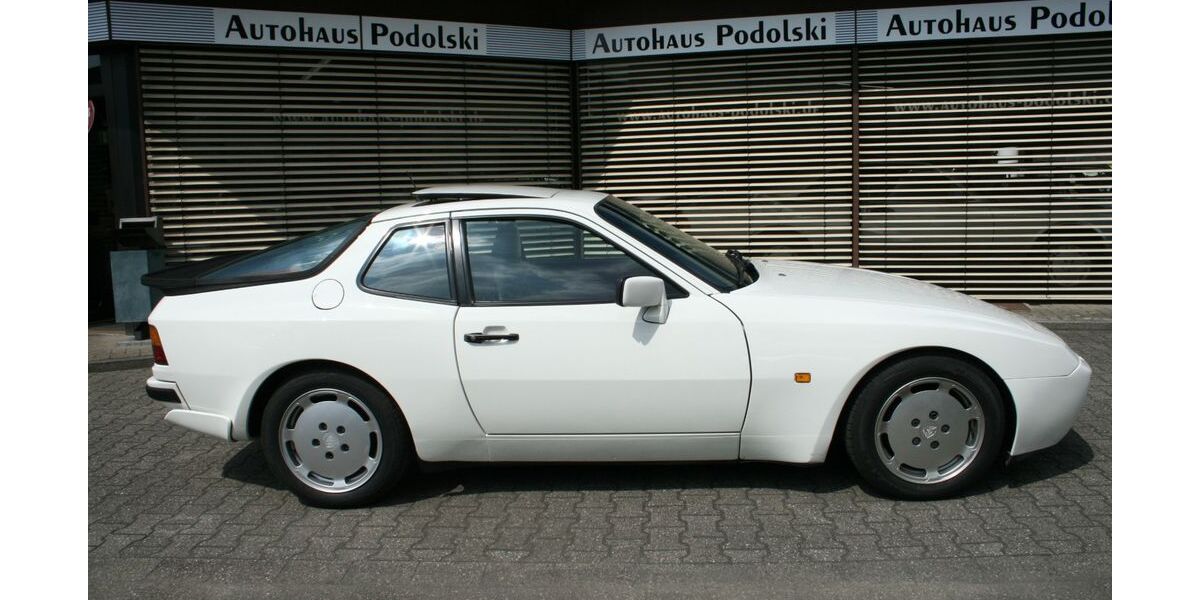 Porsche 944 118.187 km 39.944 &euro; Mönchengladbach 41065
