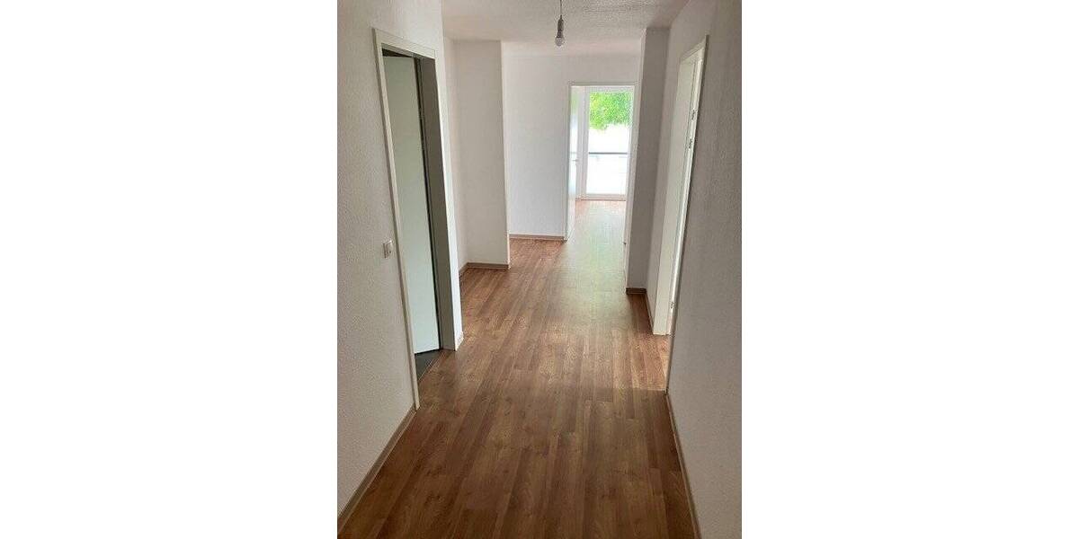 Etagenwohnung Meerbusch Osterath - 4 Zimmer, 122 m&sup2;, 1.229&euro; | Angebot:25742528