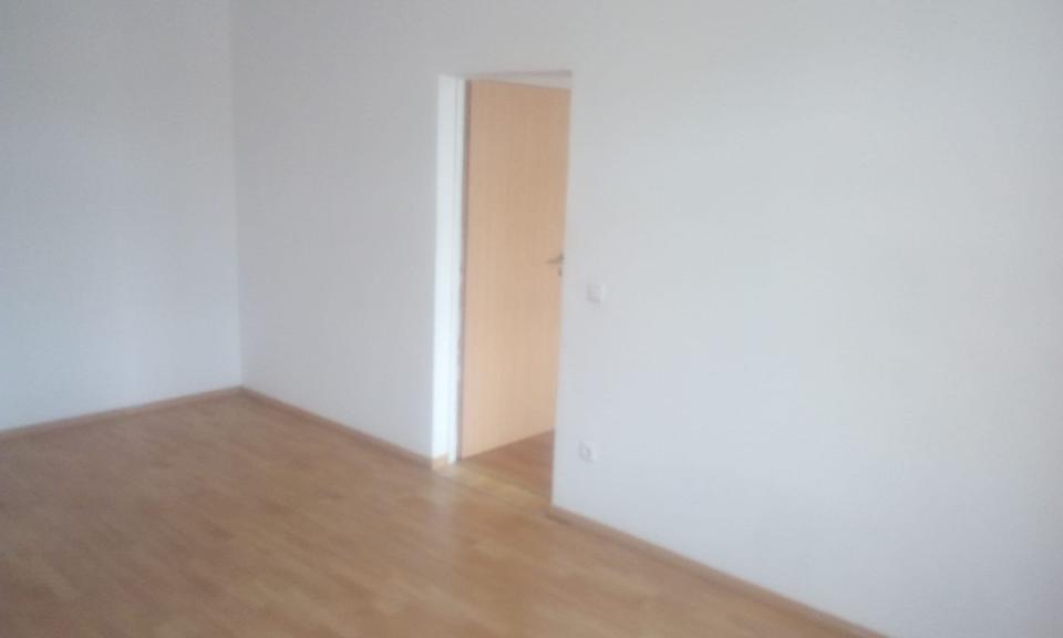 Etagenwohnung Mülheim an der Ruhr - 4 Zimmer, 600&euro; | Angebot:23425863