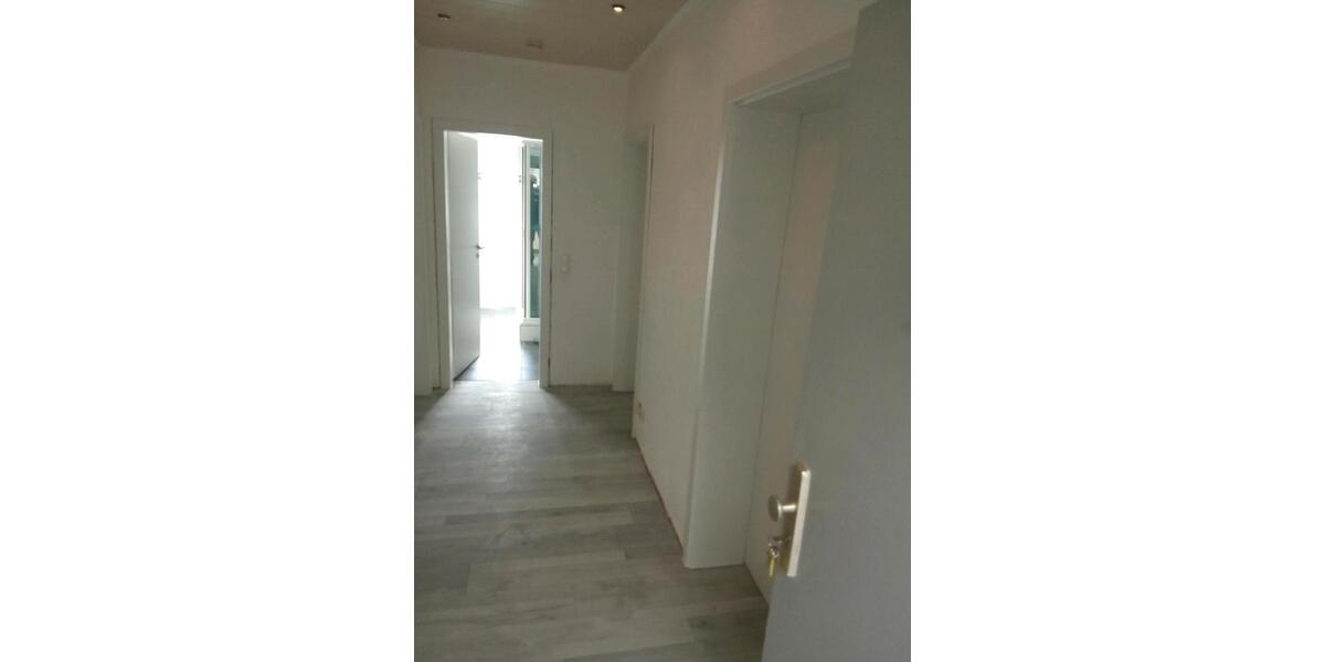 Etagenwohnung Wülfrath - 3 Zimmer, 69 m&sup2;, 880&euro; | Angebot:26025045