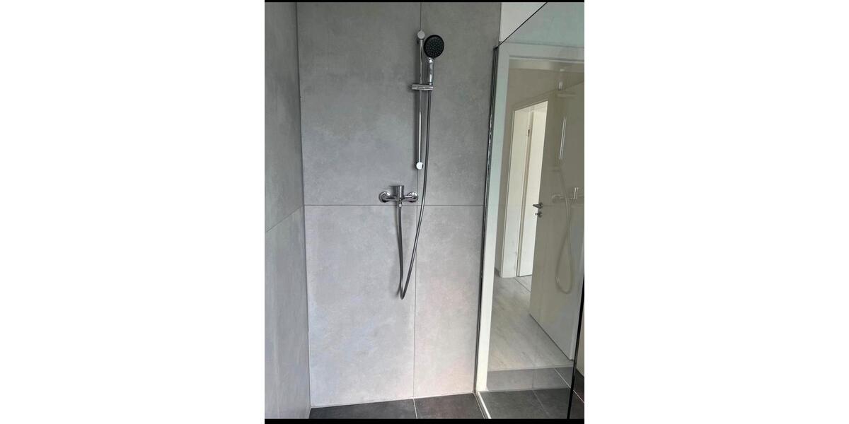 Dachgeschoßwohnung Duisburg Rheinhausen - 2.5 Zimmer, 56 m&sup2;, 690&euro; | Angebot:25173112