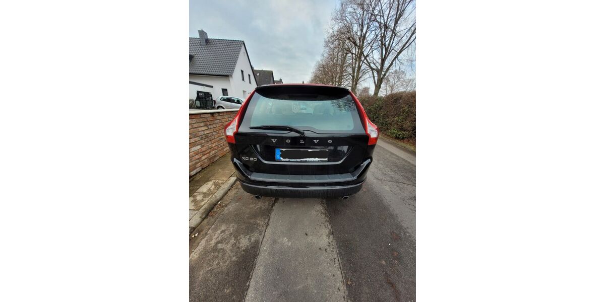 Volvo XC60 255.000 km 7.450 &euro; Neuss 41469