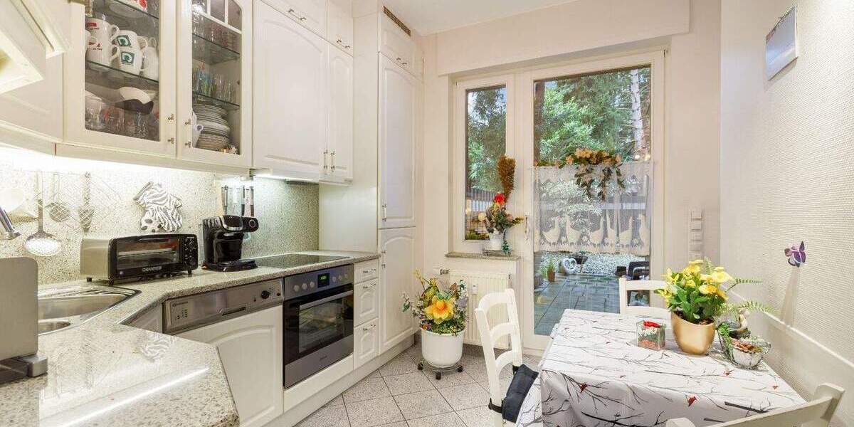 Mehrfamilienhaus, Wohnhaus Düsseldorf Gerresheim - 1 Zimmer, 295 m&sup2;, 1.390.000&euro; | Angebot:25799900