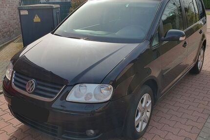 VW Touran 198.000 km 1.000 &euro; Grevenbroich 41515