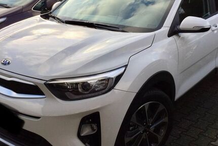 Kia Stonic 43.500 km 13.300 &euro; Langenfeld 40764