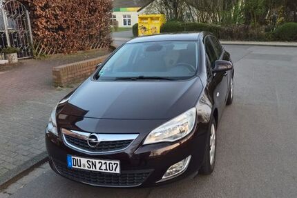 Opel Astra 135.436 km 5.700 &euro; Duisburg 47179