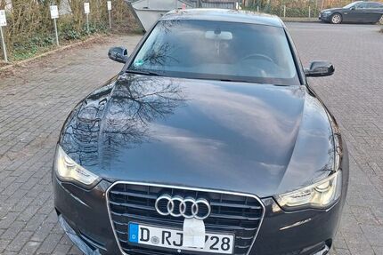 Audi A5 146.000 km 8.400 &euro; Düsseldorf 40229