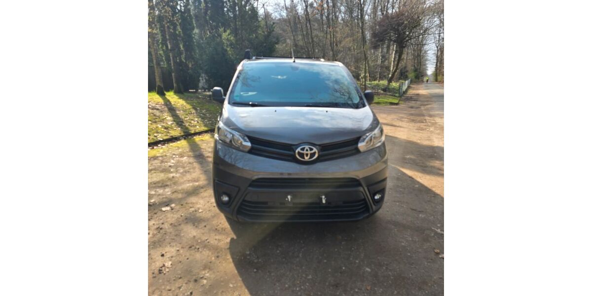Toyota Andere 33.000 km 25.990 &euro; Langenfeld 40764