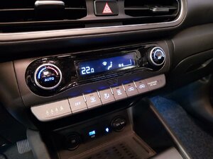 Hyundai Kona Prime 2WD H-UP Kam Navi SHZ LHZ ACC 27.595 km 21.980 &euro; HAAN 42781