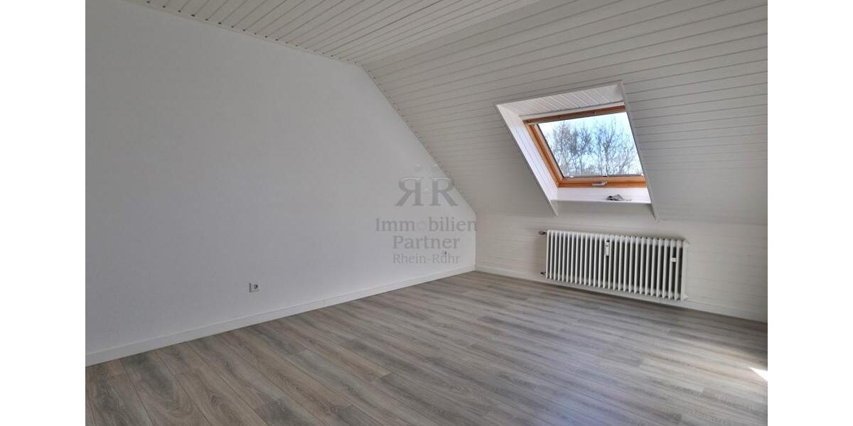 Dachgeschoßwohnung Oberhausen Alt-Oberhausen - 2 Zimmer, 56 m&sup2;, 460&euro; | Angebot:25850540