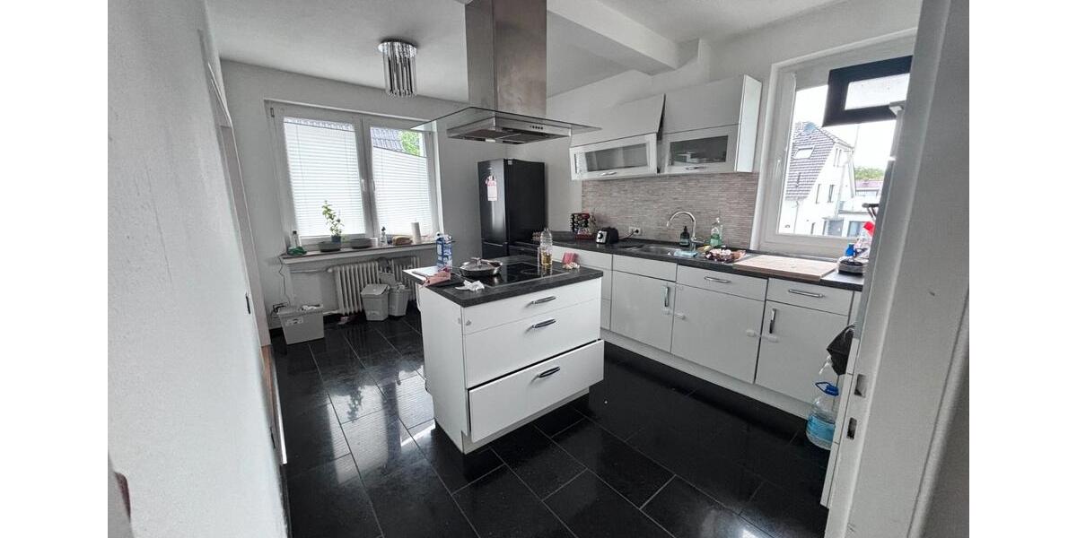 Etagenwohnung Ratingen Tiefenbroich - 3 Zimmer, 105 m&sup2;, 1.100&euro; | Angebot:26532618