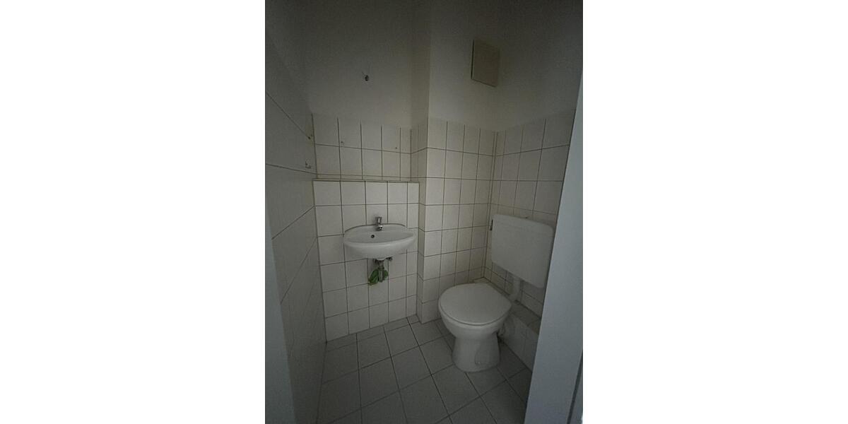 Etagenwohnung Duisburg Hamborn - 3.5 Zimmer, 76 m&sup2;, 449&euro; | Angebot:25389401