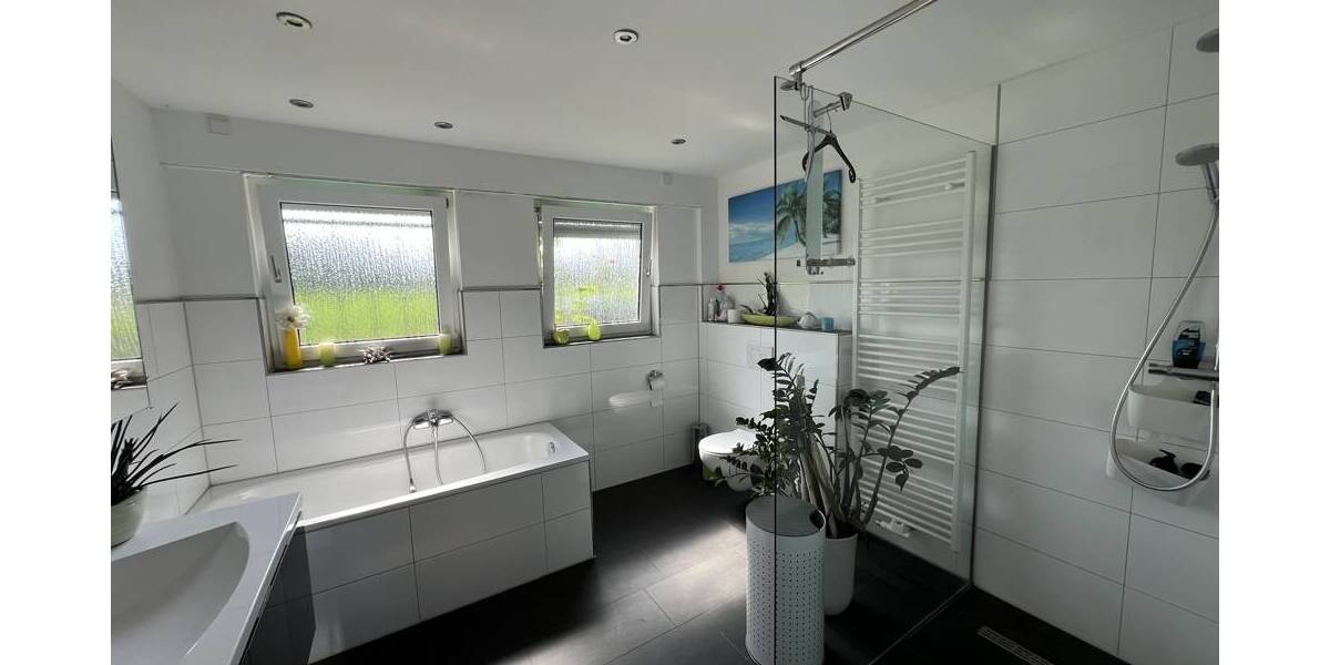 Einfamilienhaus Mönchengladbach Herdt - 5 Zimmer, 160 m&sup2;, 849.000&euro; | Angebot:25678137