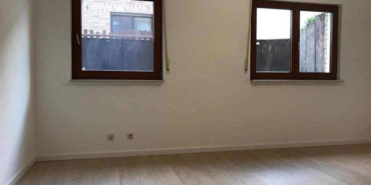 Mehrfamilienhaus, Wohnhaus Pulheim Stommeln - 6 Zimmer, 227 m&sup2;, 850.000&euro; | Angebot:25751158