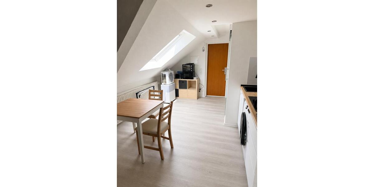 Dachgeschoßwohnung Krefeld Fischeln - 1 Zimmer, 32 m&sup2;, 500&euro; | Angebot:26591583