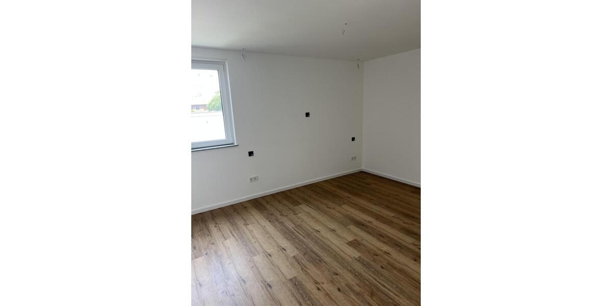 Reihenhaus Duisburg Hochheide - 4 Zimmer, 105 m&sup2;, 1.480&euro; | Angebot:26600434