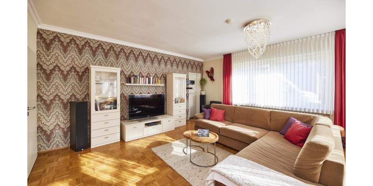 Mehrfamilienhaus, Wohnhaus Krefeld Hüls - 6 Zimmer, 200 m&sup2;, 490.000&euro; | Angebot:25820882