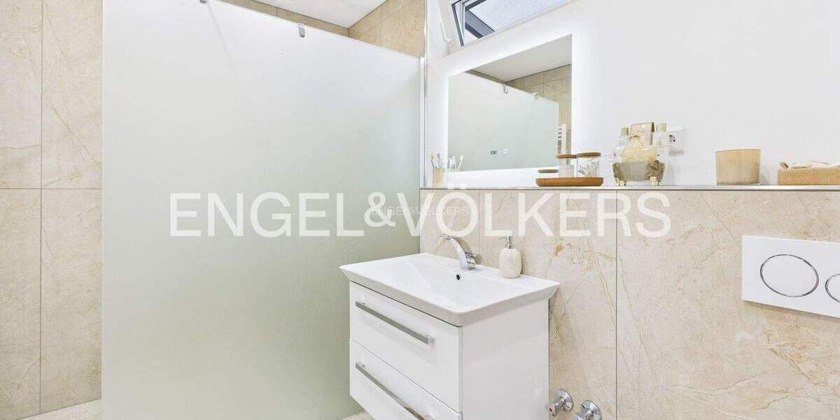 Einfamilienhaus Krefeld Bockum - 8 Zimmer, 290 m&sup2;, 990.000&euro; | Angebot:25749292