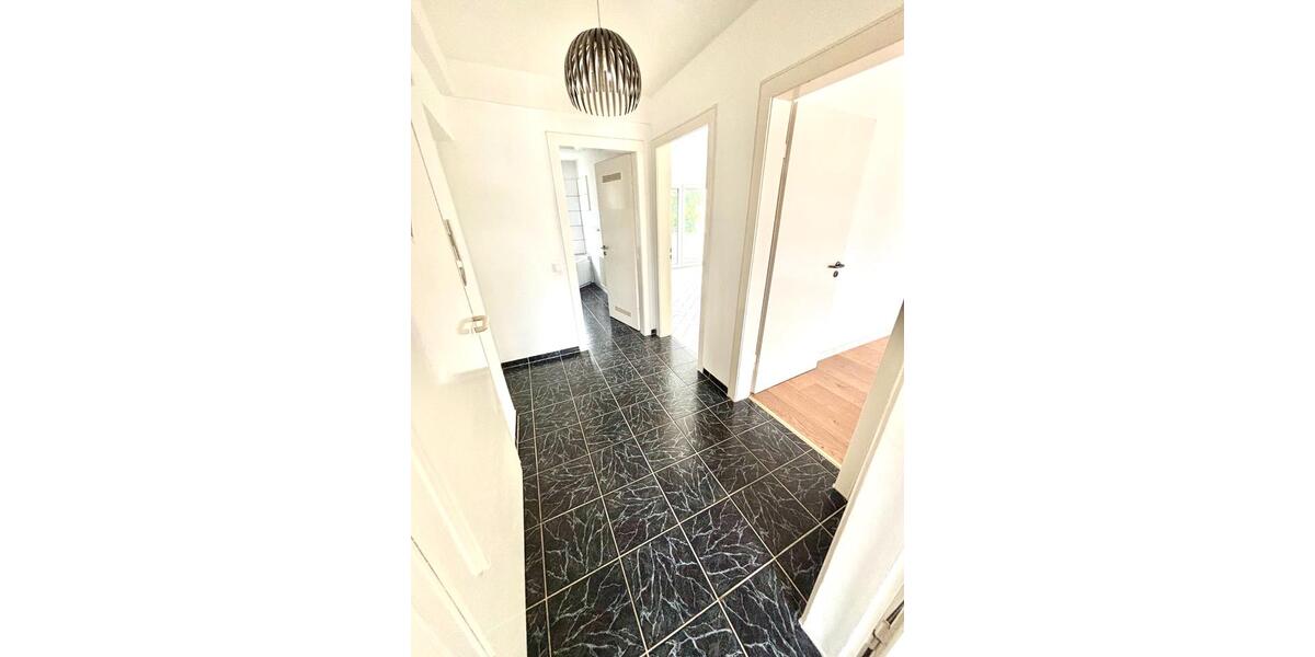 Terrassenwohnung Krefeld Cracau - 2 Zimmer, 67 m&sup2;, 950&euro; | Angebot:26613523