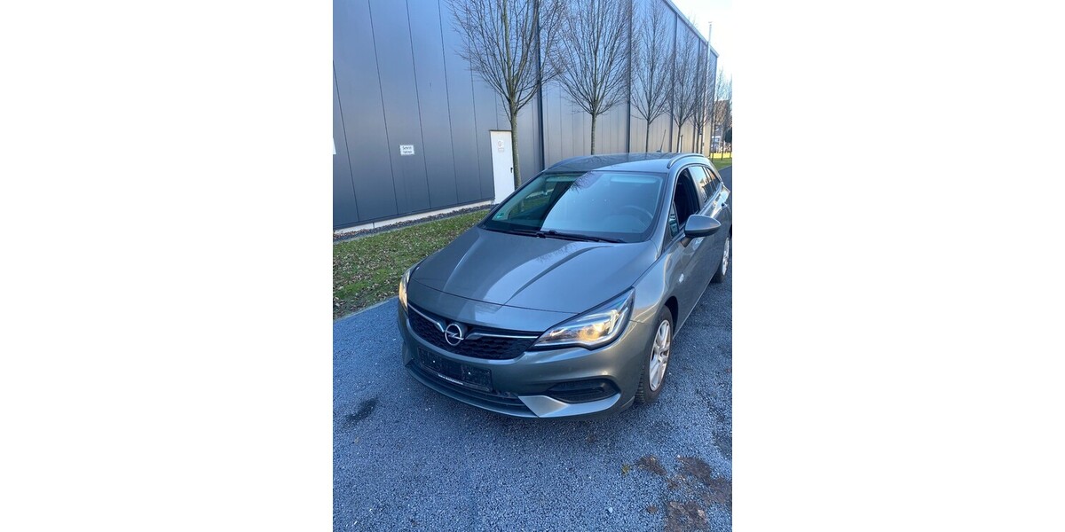 Opel Astra K Sports1.5CDTI.NAVI.VOLL-LED.PDC.11/20 108.000 km 5.990 &euro; Hilden 40721