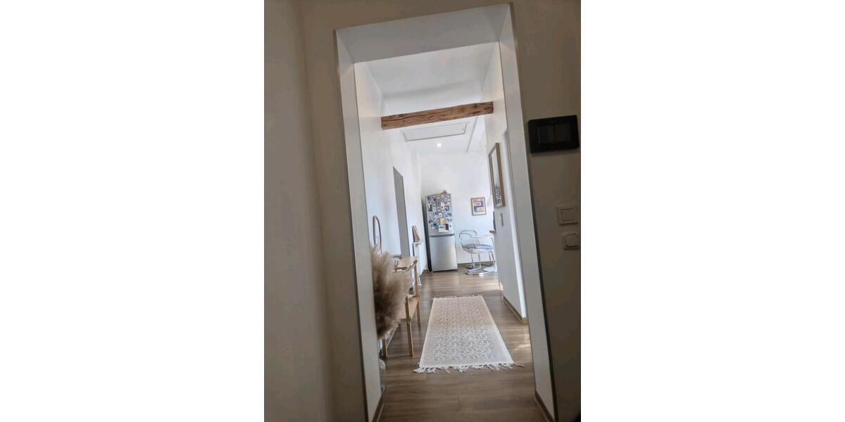 Dachgeschoßwohnung Duisburg Rheinhausen - 2.5 Zimmer, 57 m&sup2;, 670&euro; | Angebot:26665905