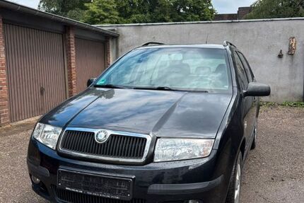 Skoda Fabia 200.000 km 2.200 &euro; krefeld 47798