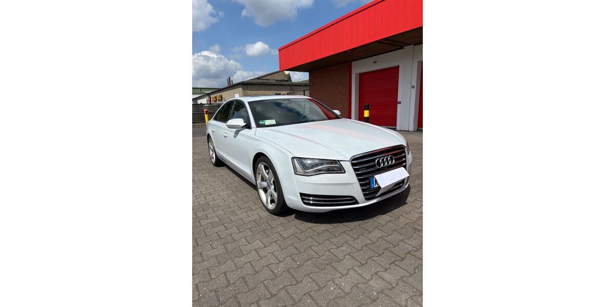 Audi A8 108.000 km 22.500 &euro; Krefeld 47798