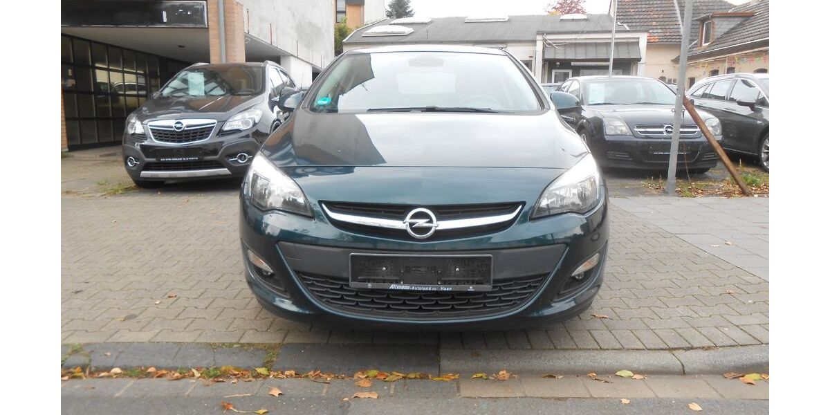Opel Astra 136.480 km 5.999 &euro; Düsseldorf 40625