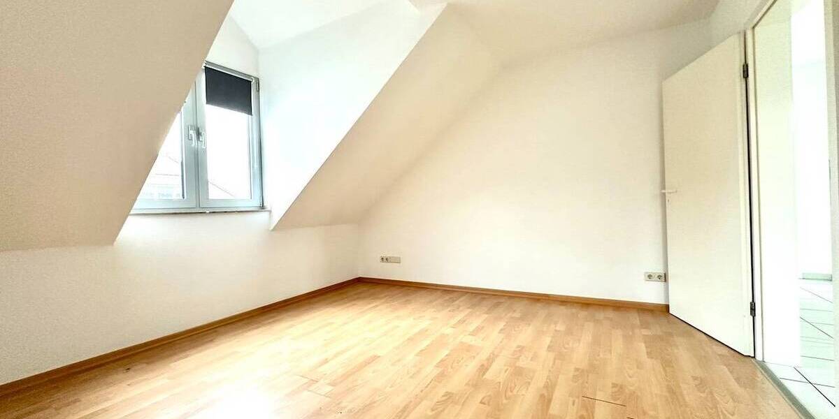 Etagenwohnung Neuss Uedesheim - 3 Zimmer, 94 m&sup2;, 299.000&euro; | Angebot:26657258