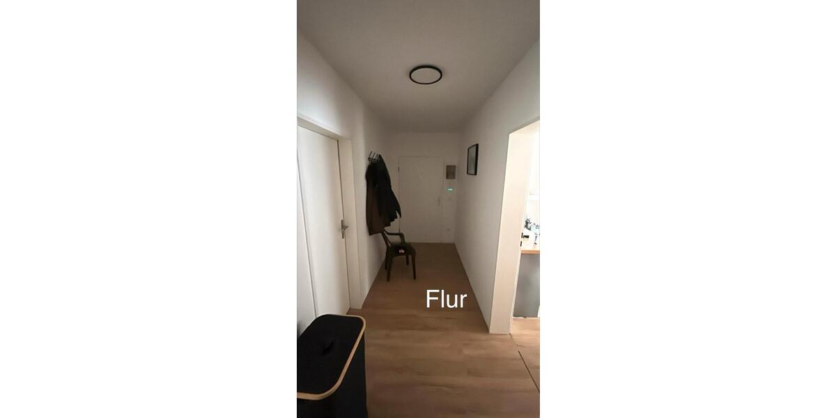 Etagenwohnung Duisburg Mittelmeiderich - 4 Zimmer, 93 m&sup2;, 1.150&euro; | Angebot:25961256