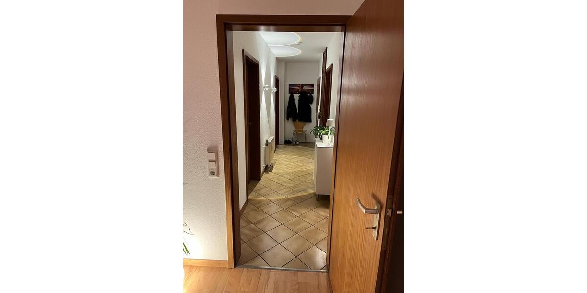 Etagenwohnung Kaarst - 3 Zimmer, 82 m&sup2;, 1.280&euro; | Angebot:26676667