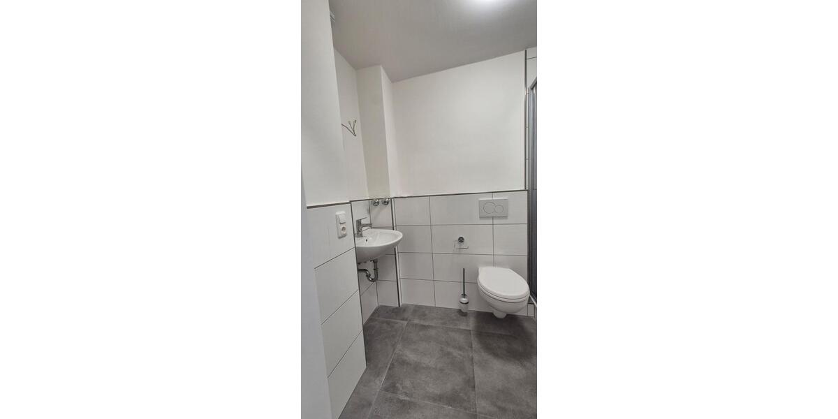 Dachgeschoßwohnung Mönchengladbach Ost - 3 Zimmer, 65 m&sup2;, 650&euro; | Angebot:26648956