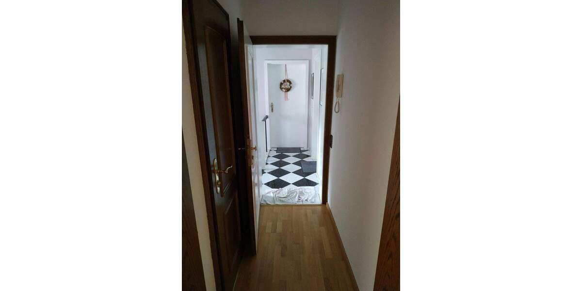 Etagenwohnung Krefeld Hüls - 2 Zimmer, 74 m&sup2;, 850&euro; | Angebot:25760379