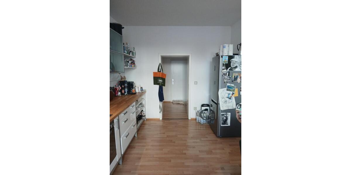 Etagenwohnung Düsseldorf Stadtbezirk 3 - 1 Zimmer, 89 m&sup2;, 700&euro; | Angebot:25538388