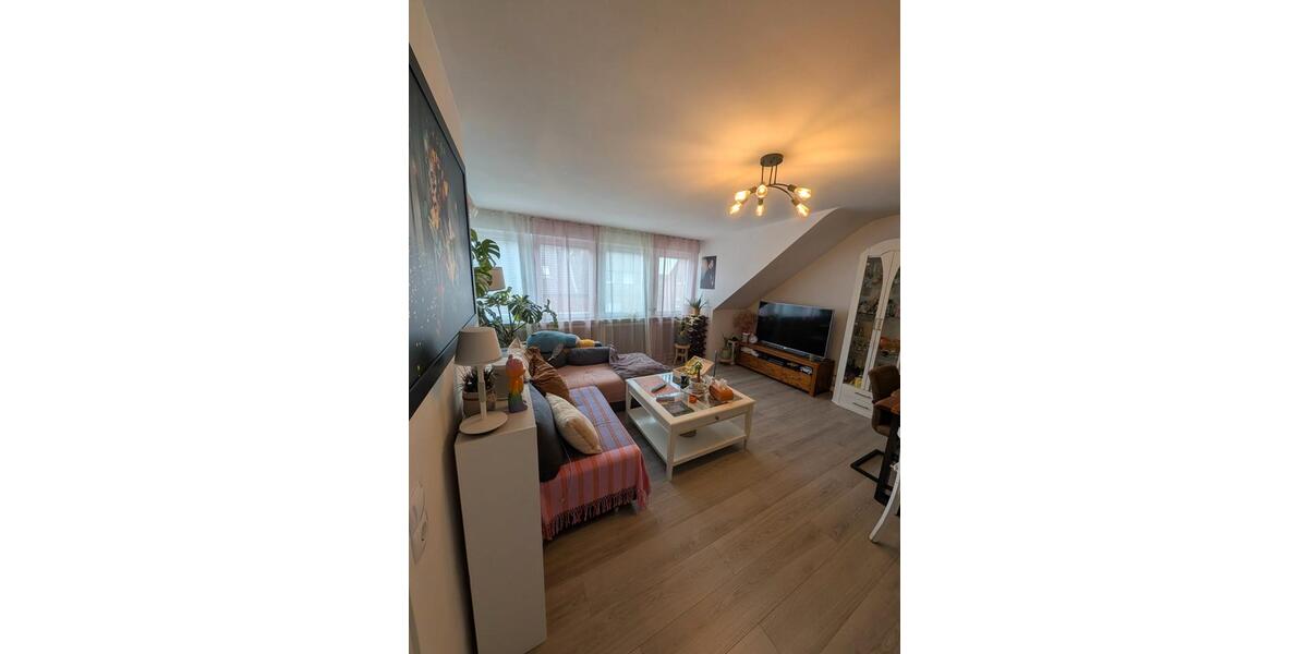 Dachgeschoßwohnung Grevenbroich - 2 Zimmer, 44 m&sup2;, 470&euro; | Angebot:26652866