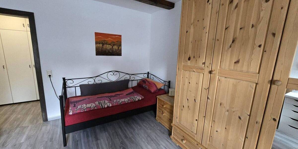 Etagenwohnung Moers-Schwafheim Schwafheim - 2 Zimmer, 63 m&sup2;, 185.000&euro; | Angebot:26699024