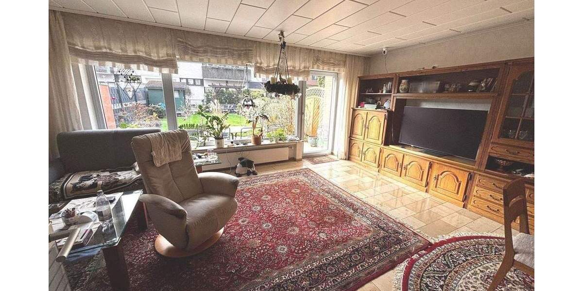 Reihenmittelhaus Krefeld Fischeln - 5 Zimmer, 105 m&sup2;, 395.000&euro; | Angebot:25820518
