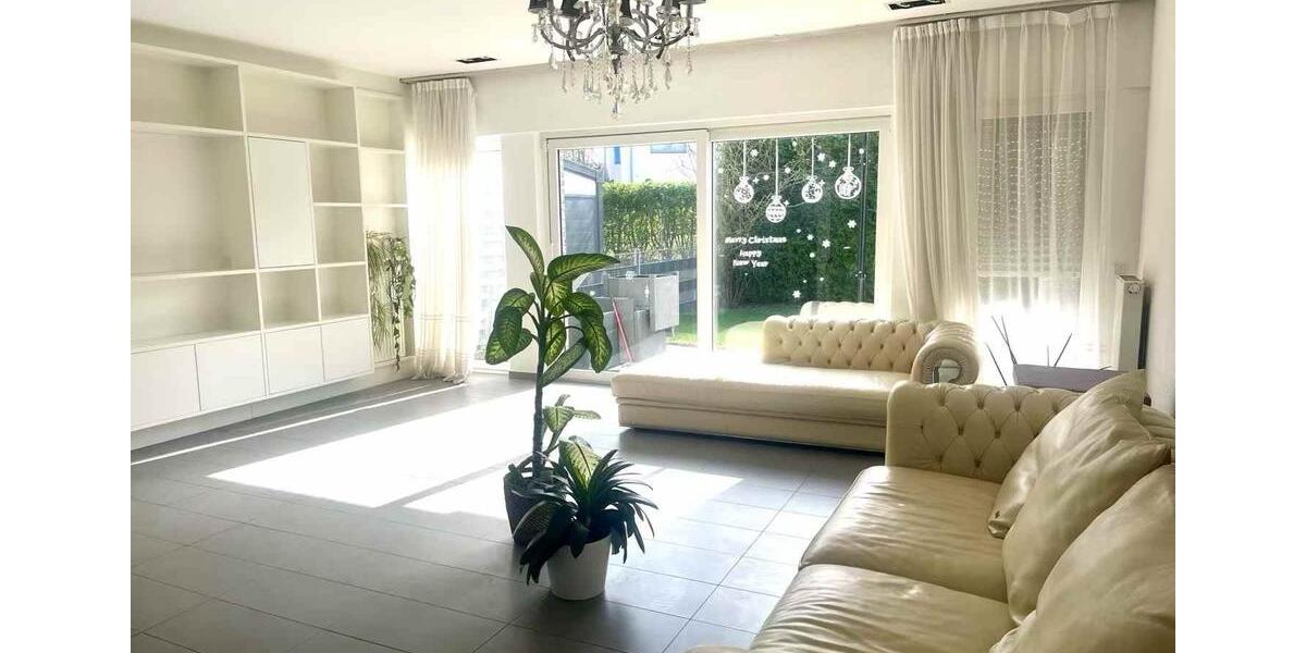 Reihenhaus Krefeld Gellep-Stratum - 4 Zimmer, 176 m&sup2;, 2.300&euro; | Angebot:25998363