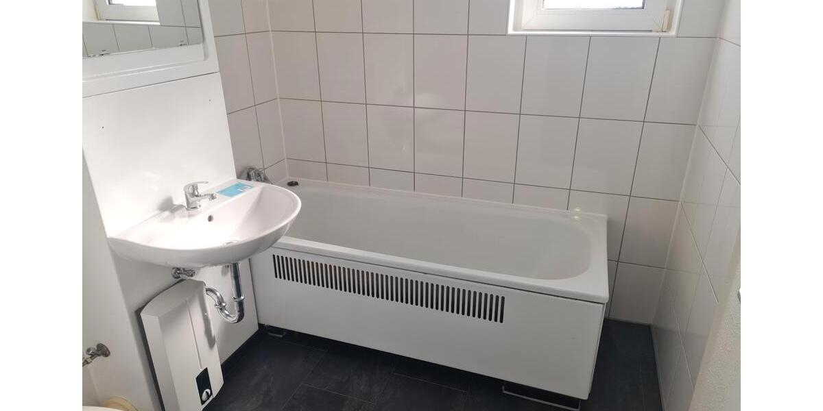 Etagenwohnung Duisburg Beeck - 2 Zimmer, 56 m&sup2;, 408&euro; | Angebot:25640737