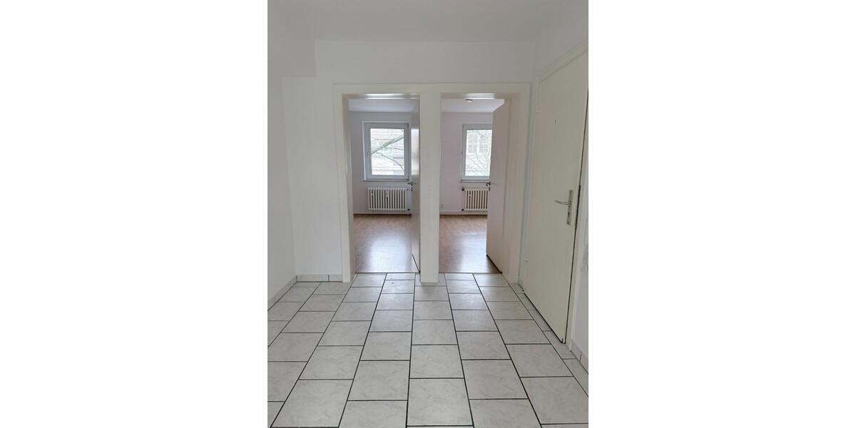 Etagenwohnung Duisburg - 3 Zimmer, 70 m&sup2;, 630&euro; | Angebot:25127702