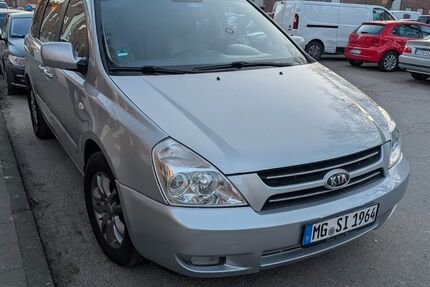 Kia Carnival 196.500 km 4.400 &euro; Mönchengladbach 41068