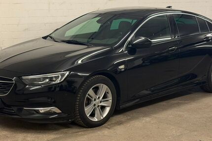 Opel Insignia 148.600 km 13.800 &euro; Düsseldorf 40468