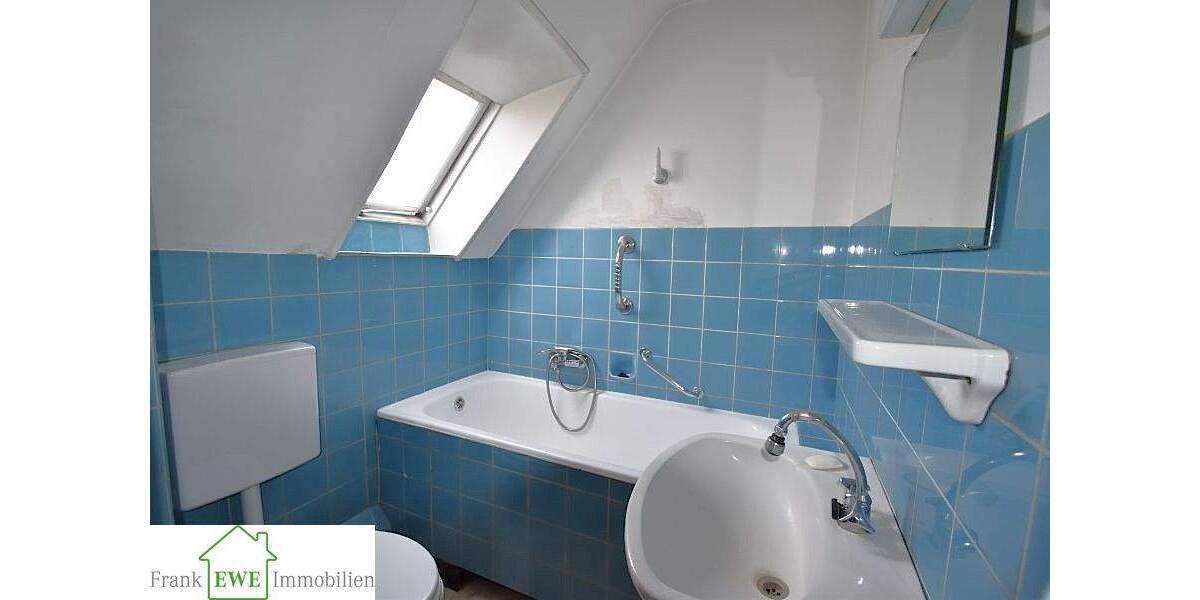 Einfamilienhaus Düsseldorf Urdenbach - 5 Zimmer, 129 m&sup2;, 790.000&euro; | Angebot:25705678