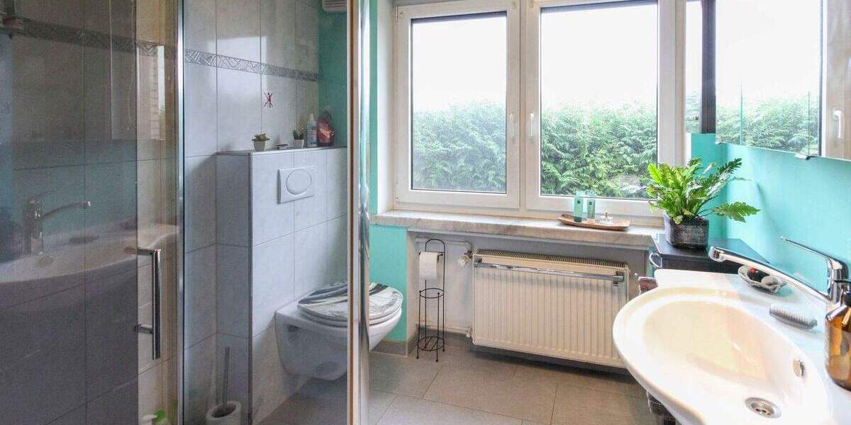 Einfamilienhaus Viersen Dülken - 9 Zimmer, 214 m&sup2;, 595.000&euro; | Angebot:25745512